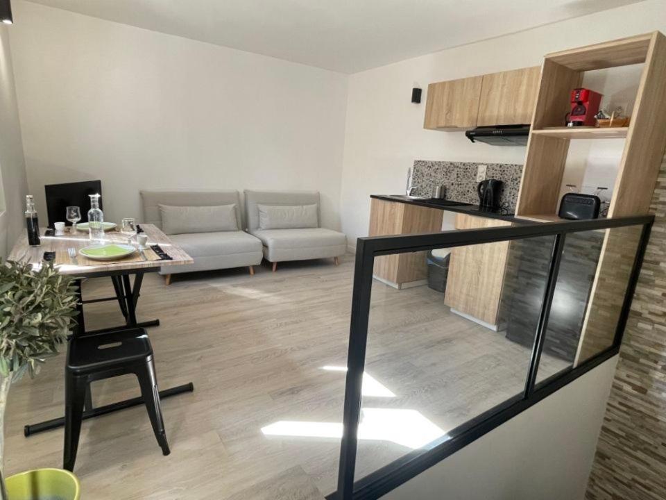 Studio Avec Terrasse آرْلْ المظهر الخارجي الصورة